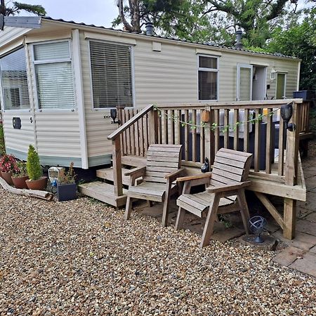 Amroth Bay Holiday Caravan Llanteg 外观 照片